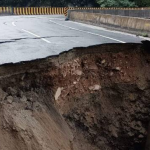 Photo of दिल्ली से गुजरात तक बारिश को लेकर IMD ने अलर्ट किया जारीउत्तराखंड में भारी बारिश बनी मुसीबत, भूस्खलन से बदरीनाथ हाईवे बंद