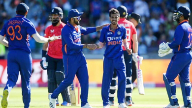 Photo of T20 मैच हारते ही इस खिलाड़ी पर भड़के फैंस, कहा- सीरीज के साथ करियर हुआ खत्म