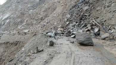 Photo of उत्तराखंड: बारिश के बाद भूस्खलन से यमुनोत्री हाईवे सहित 250 से ज्यादा सड़कें बंद