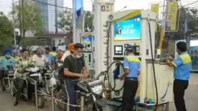 Photo of तो यहाँ मिल रहा सबसे सस्ता डीजल ₹79.74 लीटर, आगे पढ़े