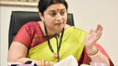 Photo of स्मृति ईरानी ने अमेठी की 10 हजार महिलाओं को दिया  दिवाली गिफ्ट, पढ़े पूरी ख़बर