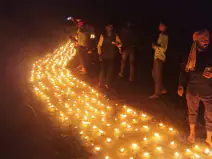Photo of पिपराघाट के त्रिवेणी संगम तट पर मनाया गया भव्य दीपोत्सव 