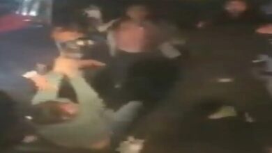 Photo of युवतियों के दो गुटों के बीच हुई मारपीट का वीडियो इंटरनेट पर प्रसारित, जिस मामले में चार युवतियां हुए गिरफ्तार..