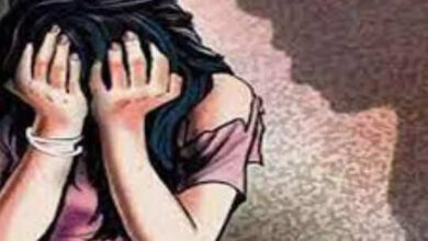 Photo of युवती से घर में घुसकर दुष्कर्म का प्रयास , माता-पिता ने इसका विरोध किया तो आरोपित ने उनकी भी पिटाई की..