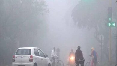 Photo of यूपी में बर्फीली हवाओं ने बढ़ाई गलन और ठिठुरन, लखनऊ में ठंड ने तोड़ा 10 साल का रिकॉर्ड