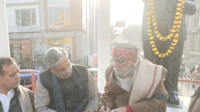 Photo of केंद्रीय मंत्री अश्विनी चौबे इस मामले को ले कर अंबेडकर प्रतिमा के सामने मौन पर बैठे…