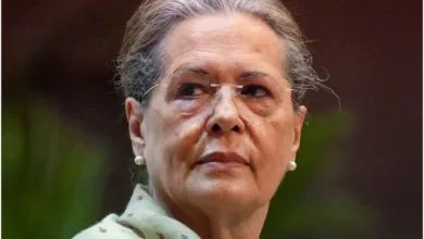 Photo of कांग्रेस की पूर्व अध्यक्ष सोनिया गांधी को अस्पताल से मिली छुट्टी, सांस संबंधी समस्या के कारण हुई थीं भर्ती