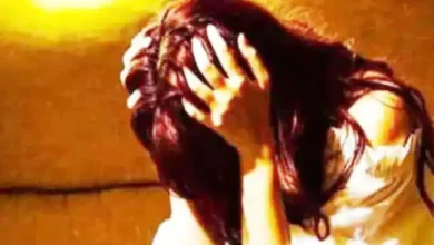 Photo of पन्द्रह दिन तक दुष्कर्म करते रहे, विरोध करने पर वायरल कर दिया वीडियो..