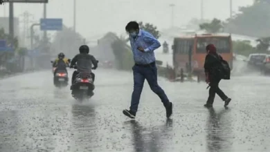 Photo of दिल्ली में सोमवार शाम को तेज हवाएं और तेज गरज के साथ झमाझम बारिश की गईं दर्ज