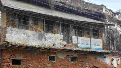 Photo of गोरखपुर के मोहद्दीपुर में एक जर्जर भवन के ढह जाने से  दो मजूदर हुए घायल…