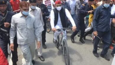 Photo of लखनऊ: कल साइकिल यात्रा में शामिल होंगे अखिलेश यादव