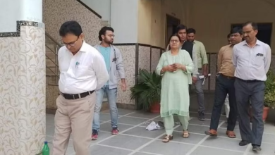 Photo of आजम खां के स्कूल पर आज लग सकता है ताला, पढिये पूरी ख़बर