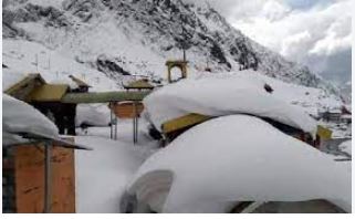 Photo of उत्तराखंड में हवा के झोंकों ने दिलाई ठंडक…