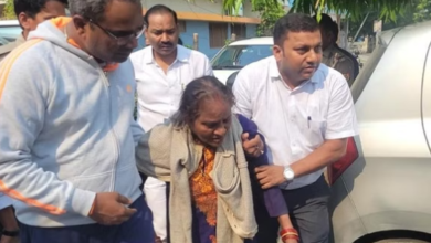 Photo of सुल्तानपुर से भाजपा विधायक की लापता पत्नी को पुलिस ने सकुशल बरामद किया