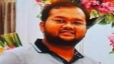 Photo of गोरखपुर: मेडिकल कॉलेज में अचानक तबीयत बिगड़ने से डॉक्टर कि मौत