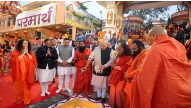 Photo of ऋषिकेशः अमित शाह ने पुष्कर सिंह धामी सहित गंगा आरती में लिया हिस्सा