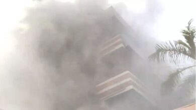 Photo of विशाखापट्टनम के इंडस अस्पताल में लगी भीषण आग