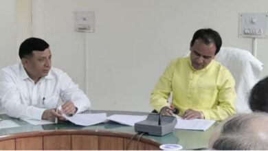 Photo of देहरादून: प्रदेश के स्कूल-कॉलेजों में की जाएगी बुक बैंक की स्थापना