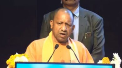 Photo of आजमगढ़ के कार्यक्रम समाप्त कर सीएम योगी वाराणसी का रुख करेंगे