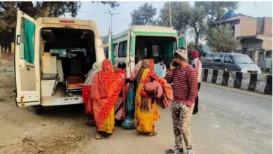 Photo of आगरा : गर्भवती को अस्पताल ले जा रही एंबुलेंस में कंटेनर ने मारी टक्कर