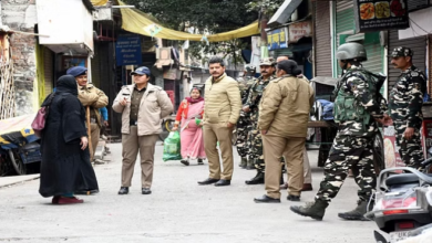 Photo of हल्द्वानी : बनभूलपुरा में आज से कर्फ्यू में दो घंटे की छूट, इंटरनेट रहेगा बंद