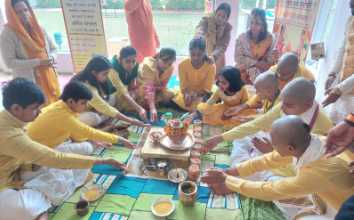 Photo of काशी की क्षत्रिय  बेटियो ने रूढ़ियों को तोड़ कराया उपनयन