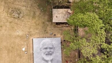 Photo of स्ट्रिंग पोर्ट्रेट थ्रेड आर्ट कला विधि से छात्रों ने बनाया नरेंद्र मोदी का पोर्ट्रेट