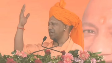 Photo of मुख्यमंत्री योगी आज मथुरा व गोरखपुर जाएंगे