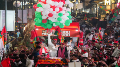 Photo of पार्टी उम्मीदवार के समर्थन में अखिलेश यादव का रोड शो