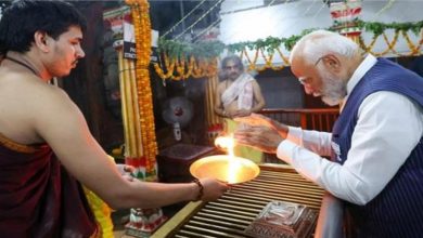 Photo of पीएम मोदी ने संकट मोचन मंदिर में नवाया शीश