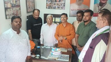 Photo of उत्तर प्रदेश टिम्बर एसोसिएशन का 8वां स्थापना दिवस मनाया गया, राज्यसभा सांसद ने दी बधाई
