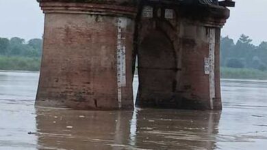 Photo of दिल्ली में खतरे के निशान के पास पहुंचा यमुना का जलस्तर