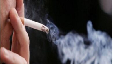 Photo of बिहार : सिगरेट के पैसे मांगने पर पिस्तौल दिखा धमकाने वाले बदमाश को ग्रामीणों ने धुना