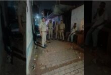 Photo of झगड़े के मामले में जमानत पर आए युवक के चाचा की ईंट बरसाकर हत्या