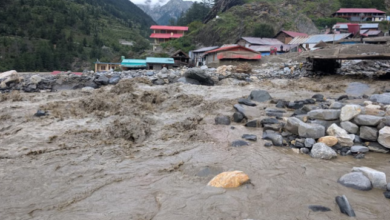 Photo of उत्तरकाशी: ईको सेंसटिव जोन की बंदिशों के बाद भी नदियों किनारे हो रहा निर्माण