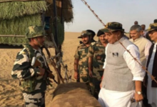 Photo of रक्षा मंत्री राजनाथ सिंह आज से जैसलमेर में पाकिस्तान सीमा के दौरे पर