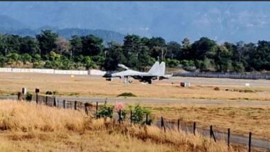Photo of सुखोई विमान की देहरादून एयरपोर्ट पर इमरजेंसी लैंडिंग