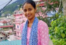 Photo of टिहरी: पंचायत उपचुनाव…21 साल की शिवानी बनीं धारगांव की निर्विरोध प्रधान
