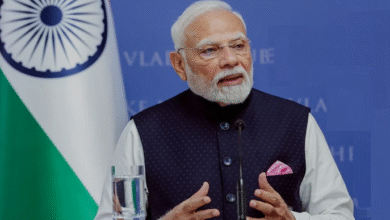 Photo of वाराणसी: वंदे भारत को हरी झंडी दिखाकर बोले पीएम मोदी