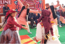 Photo of मसूरी चल रहा है विंटरलाइन कार्निवाल, आमजन के साथ पर्यटक भी ले रहे हैं इसका आनंद