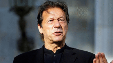 Photo of कोठरी में इमरान खान को एकांत कारावास