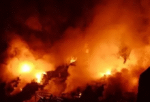 Photo of कोलकाता में भीषण अग्निकांड में मृतकों की संख्या बढ़कर हुई 16