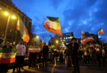 Photo of ईरान में लगा लाशों का ढेर, सड़कों पर बिछे शव और हर तरफ मची चीख-पुकार