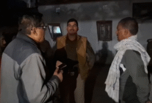 Photo of हत्याकांड में ‘बिहार पुलिस’ की गाड़ी क्यों पकड़ी गई? महिला को मारकर उसके घर के सामने फेंका गया था