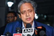 Photo of ‘पीएम मोदी संविधान को पवित्र मानते हैं’, थरूर बोले- पार्टी नेतृत्व के सामने रखूंगा अंदर के मतभेद