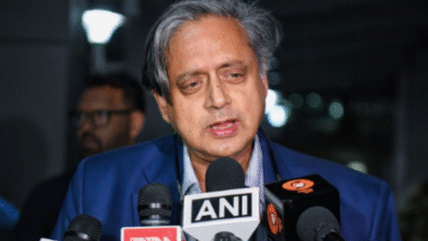Photo of ‘पीएम मोदी संविधान को पवित्र मानते हैं’, थरूर बोले- पार्टी नेतृत्व के सामने रखूंगा अंदर के मतभेद