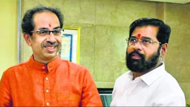 Photo of भारत निर्वाचन आयोग ने शिवसेना पार्टी के नाम औऱ चुनाव चिह्न को किया फ्रीज, पढ़े पूरी ख़बर