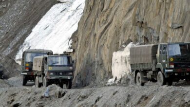 Photo of भारत ने पूर्वी लद्दाख में एलएसी तक अपनी राह को आसान बनाने के लिए एक रणनीतिक सड़क का निर्माण किया शुरू