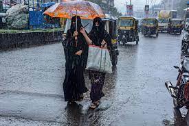 Photo of उत्तर भारत के कई राज्यों में बदलने लगा मौसम का मिजाज, आने वले दिनों में बढ़ सकता है तापमान…