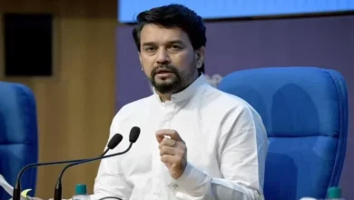 Photo of अनुराग ठाकुर ने गांधी परिवार व राहुल गांधी पर साधा  निशाना, कहा…